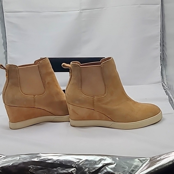 Lauren Ralph Lauren Shoes - Lauren Ralph Lauren Women's Reade Wedge Booties Light Camel Size 9